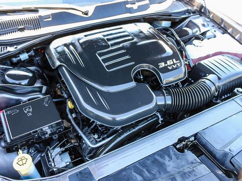 Used 2019 Dodge Challenger SXT RWD image 26