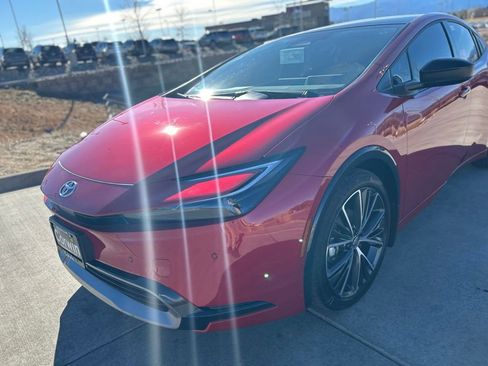 New 2026 Toyota Prius XLE FWD image 5