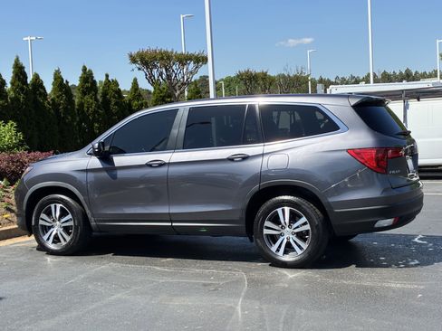 Used 2018 Honda Pilot EX image 8