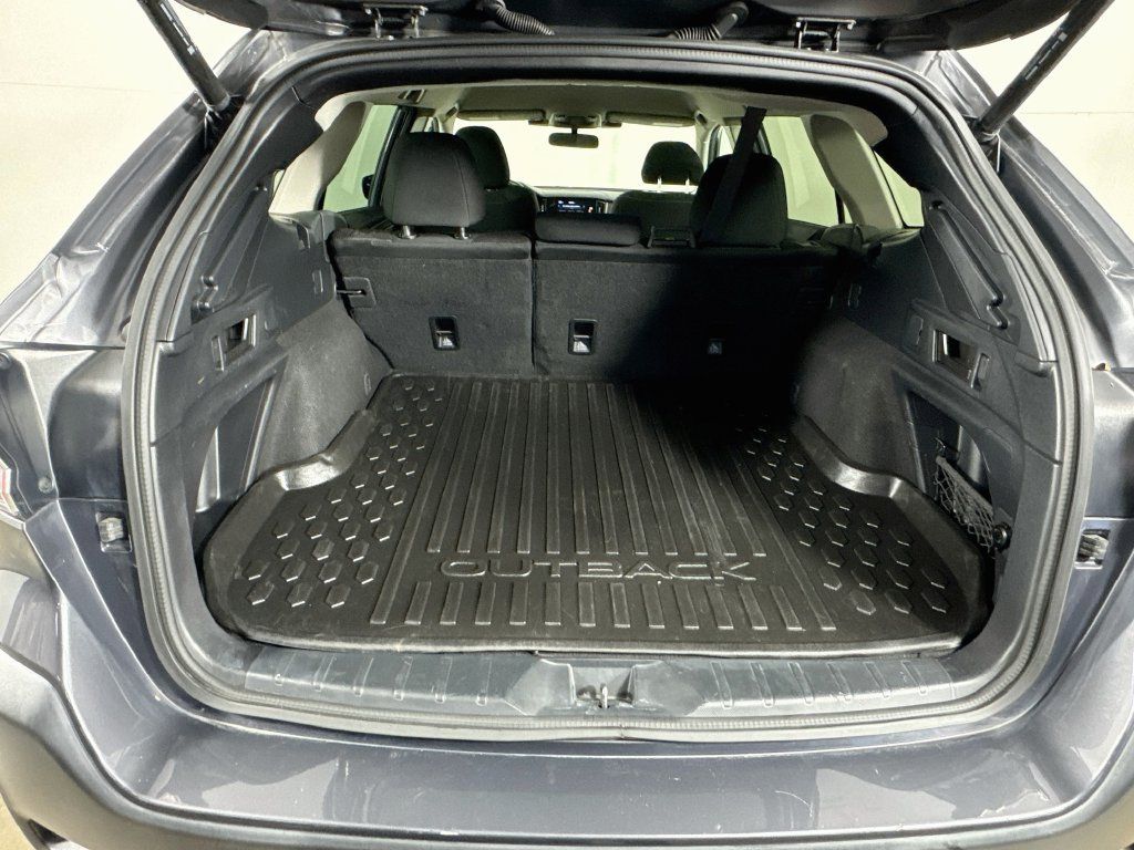 Used 2023 Subaru Outback Premium AWD/4WD image 30