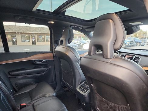 Used 2020 Volvo XC90 T6 Inscription w/ Protection Package image 30