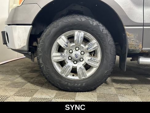 Used 2011 Ford F150 XLT w/ XLT Chrome Pkg image 12