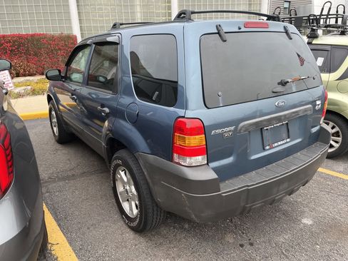 Used 2005 Ford Escape XLT image 11