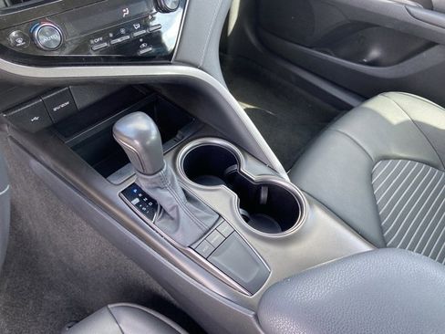 Used 2024 Toyota Camry SE image 39
