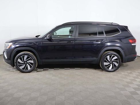 Used 2024 Volkswagen Atlas SE image 17