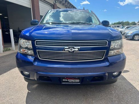 Used 2013 Chevrolet Avalanche LT image 8
