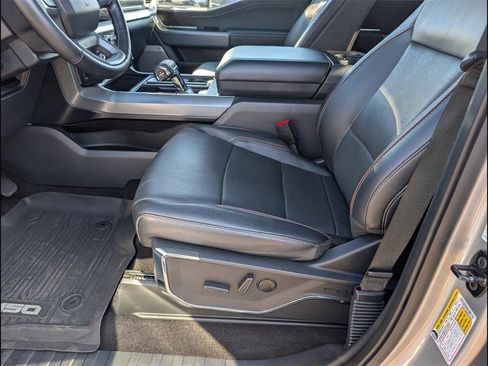 Used 2022 Ford F150 Lariat w/ Max Trailer Tow Package image 10