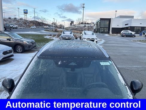 Used 2023 Nissan Rogue Platinum w/ Platinum Premium Package image 10