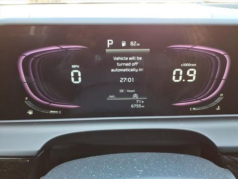 Certified 2025 Kia Seltos S image 12