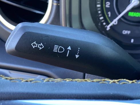 Certified 2024 Jeep Wrangler Sahara w/ Technology Group image 23