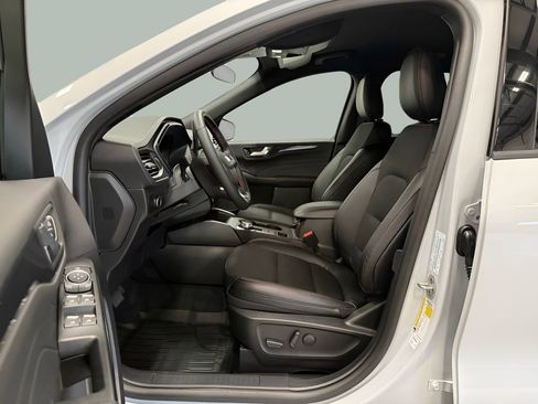 New 2026 Ford Escape ST-Line w/ Tech Pack #1 image 30