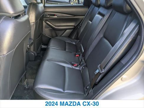 Used 2024 MAZDA CX-30 AWD 2.5 S w/ Preferred Package image 22