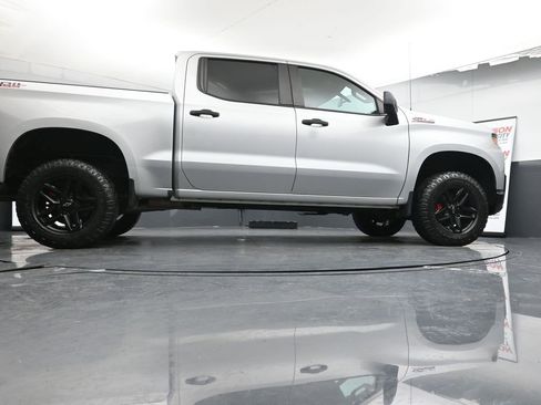Used 2019 Chevrolet Silverado 1500 Custom Trail Boss w/ Custom Convenience Package image 39