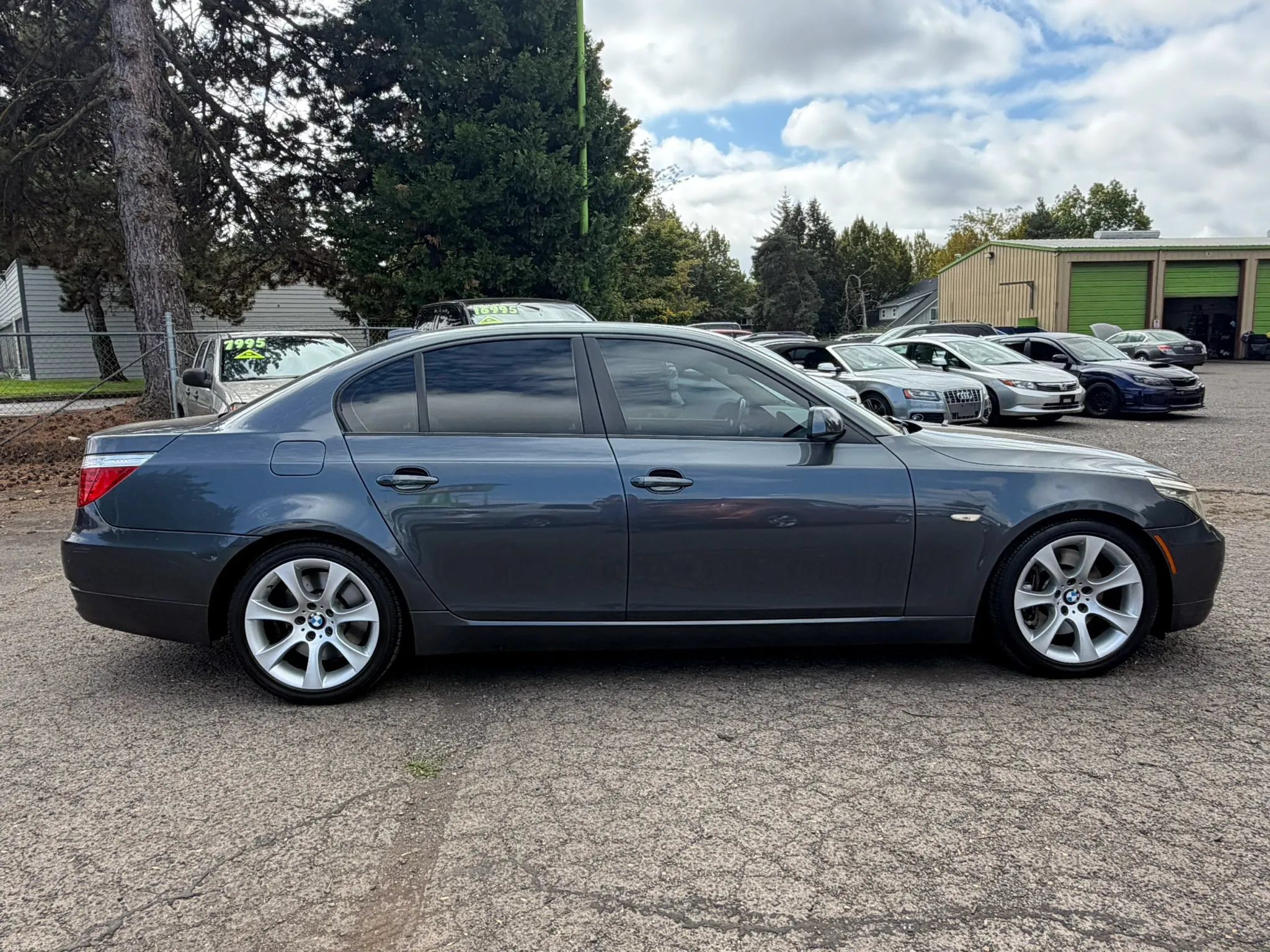 Used 2009 BMW 535i Sedan RWD image 2