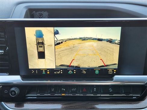 Used 2025 Chevrolet Silverado 2500 LT w/ Trail Boss Package image 16