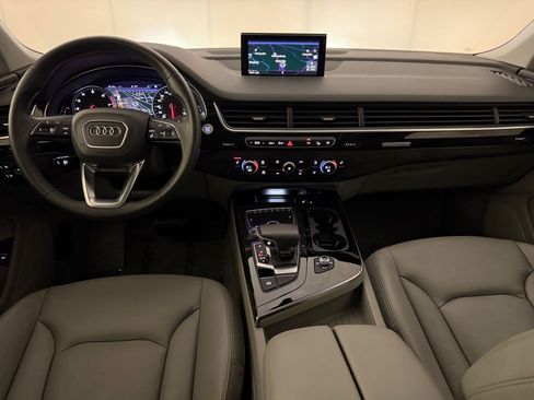 Used 2019 Audi Q7 3.0T Premium AWD/4WD image 16
