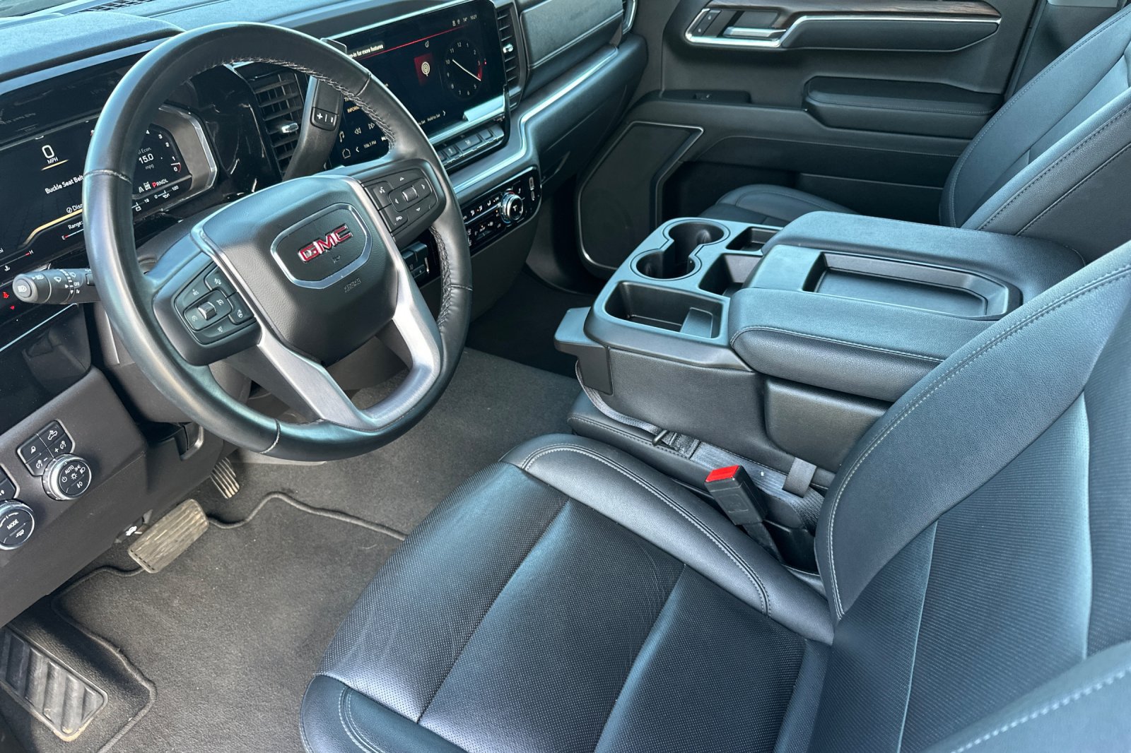 Used 2025 GMC Sierra 1500 SLT AWD/4WD image 10