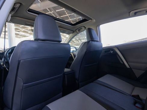 Used 2013 Toyota RAV4 Limited image 27