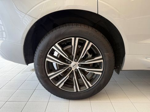 Certified 2022 Volvo XC60 B6 Inscription w/ Climate Package image 10