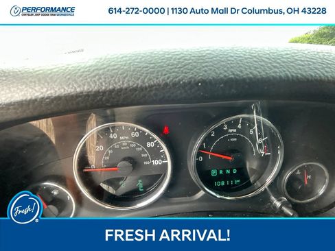 Used 2016 Jeep Wrangler Unlimited Sport w/ Connectivity Group AWD/4WD image 21
