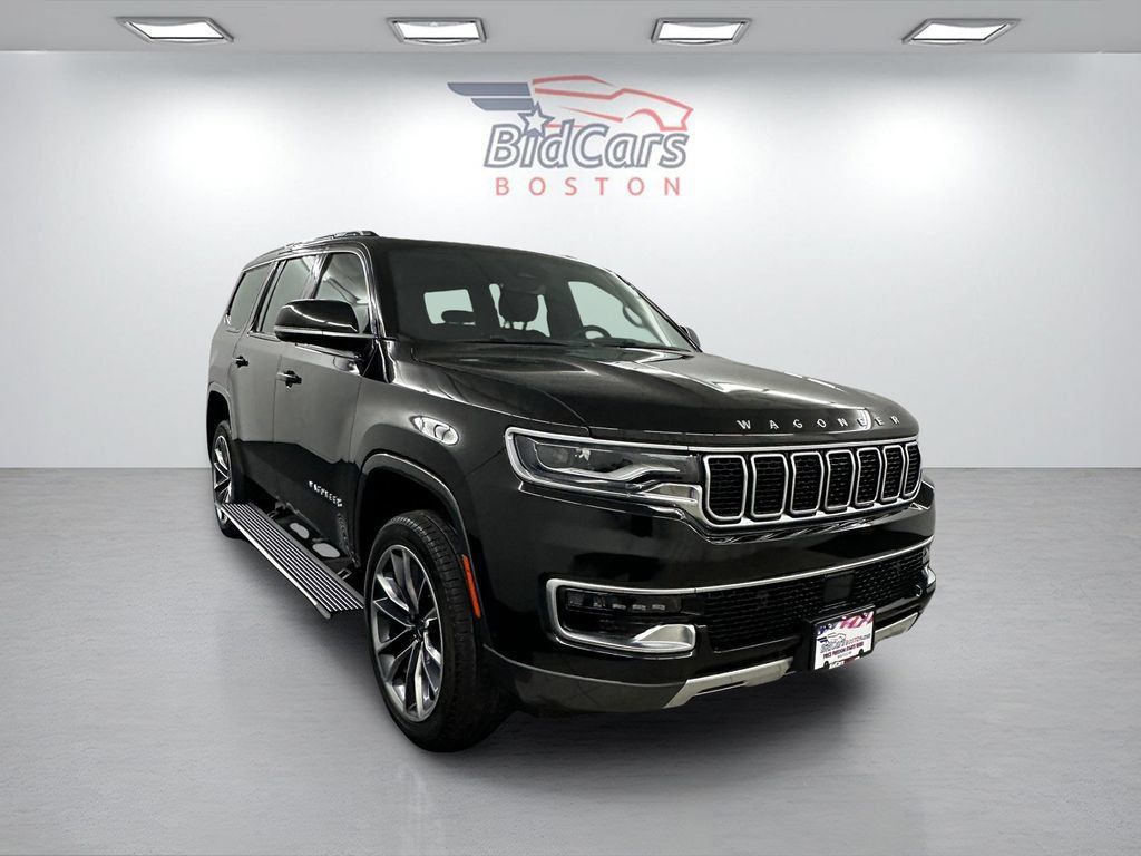 Used 2022 Jeep Wagoneer Series III w/ Premium Group I AWD/4WD image 3