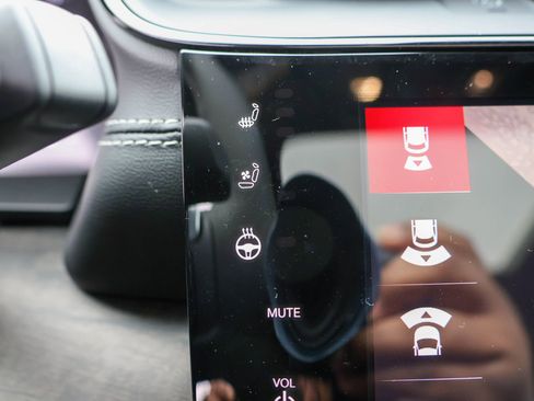 New 2026 Jeep Grand Cherokee L Limited image 25