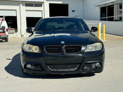 Used 2011 BMW 335i xDrive Sedan image 3
