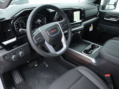 New 2026 GMC Sierra 2500 SLT w/ SLT Convenience Package image 29
