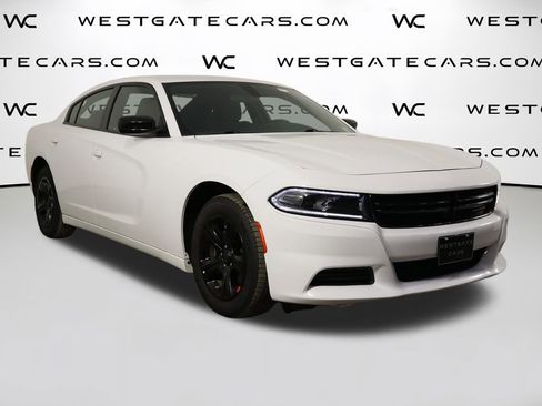 Used 2023 Dodge Charger SXT image 40