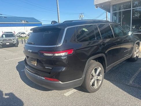 Used 2021 Jeep Grand Cherokee L Limited w/ Luxury Tech Group II AWD/4WD image 9