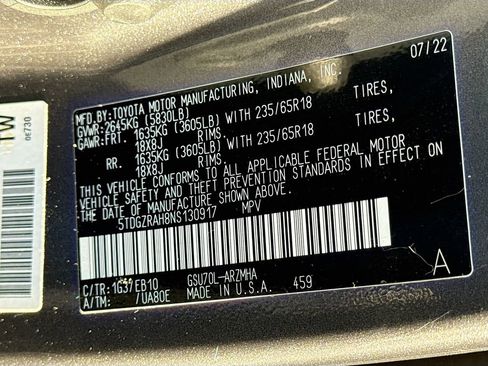 Used 2022 Toyota Highlander XLE image 44