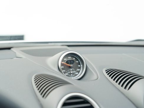 Certified 2025 Porsche 718 Cayman GTS RWD image 25
