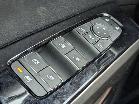 New 2025 Nissan Pathfinder Platinum w/ Cargo Package image 27