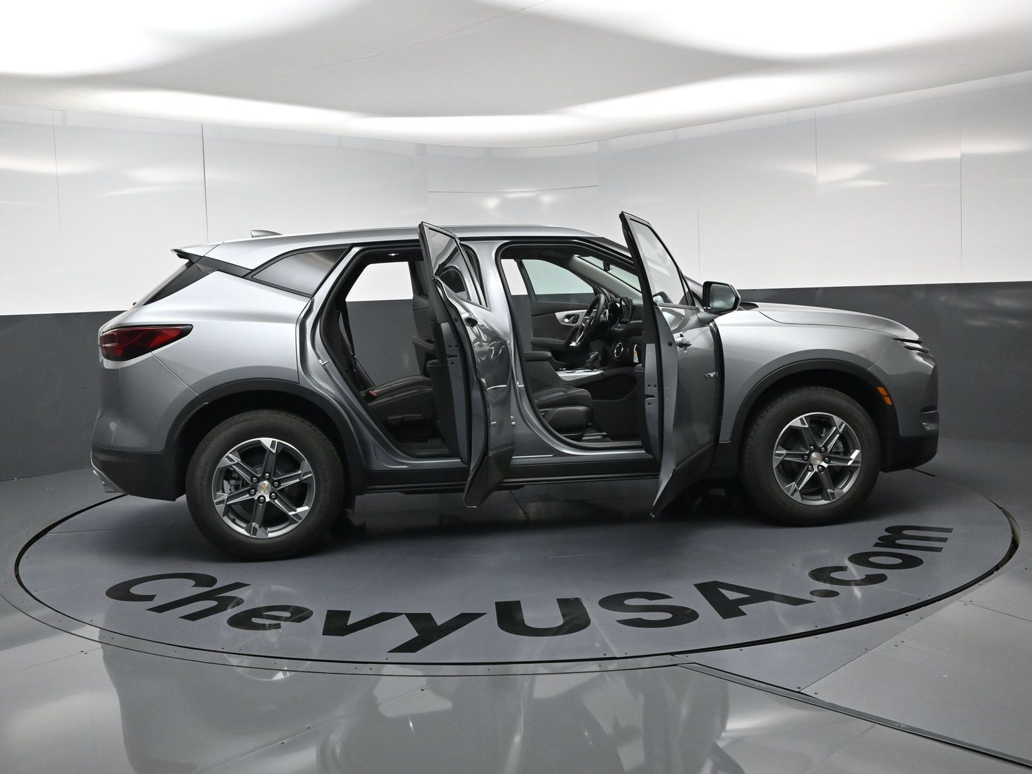 Used 2026 Chevrolet Blazer LT FWD image 25