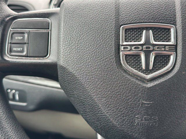 Used 2016 Dodge Grand Caravan SXT FWD image 17