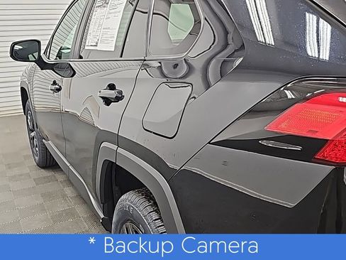 Used 2023 Toyota RAV4 LE image 7