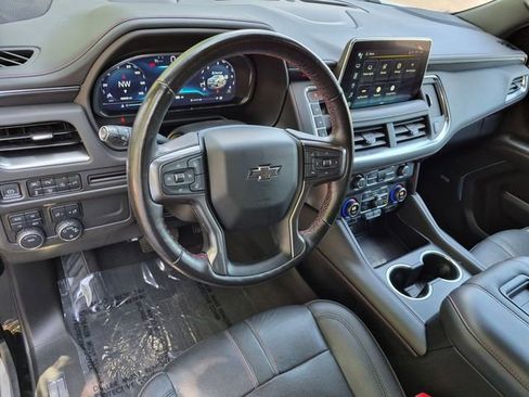 Used 2022 Chevrolet Suburban RST w/ Luxury Package AWD/4WD image 10