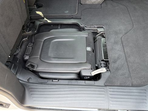 Used 2026 Chrysler Pacifica Select FWD image 14