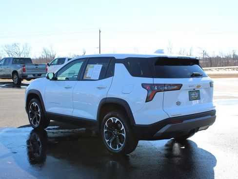 Used 2026 Chevrolet Equinox LT image 7