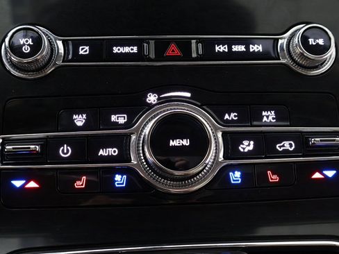 Used 2022 Lincoln Nautilus Reserve image 57