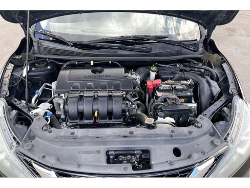 Used 2016 Nissan Sentra SR FWD image 12