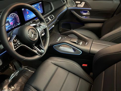 New 2025 Mercedes-Benz GLS 450 450 image 4