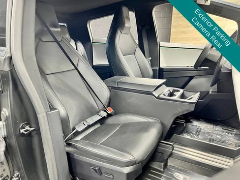 Used 2024 Tesla Cybertruck Cyberbeast AWD/4WD image 8