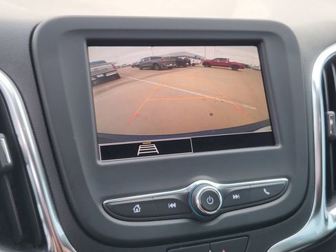 Used 2022 Chevrolet Equinox LS w/ LS Convenience Package image 20