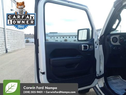 Used 2024 Jeep Wrangler Willys image 10