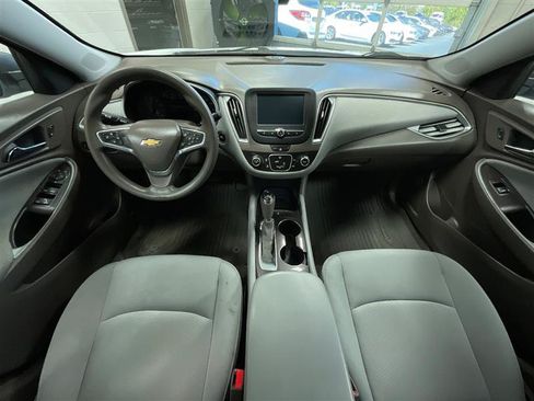 Used 2018 Chevrolet Malibu LS FWD image 21