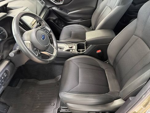 Used 2022 Subaru Forester Premium AWD/4WD image 10
