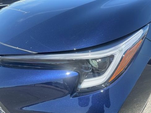 Used 2025 Toyota Corolla SE image 9