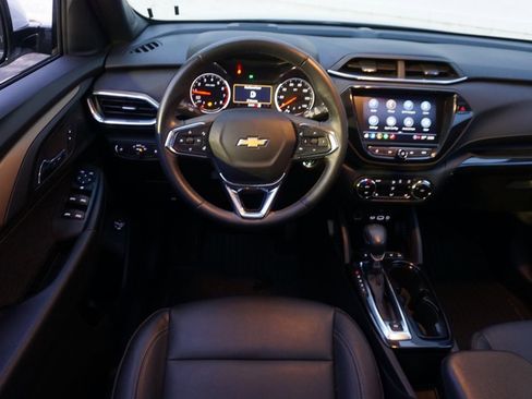 Certified 2023 Chevrolet TrailBlazer ACTIV w/ Sun and Liftgate Package image 12