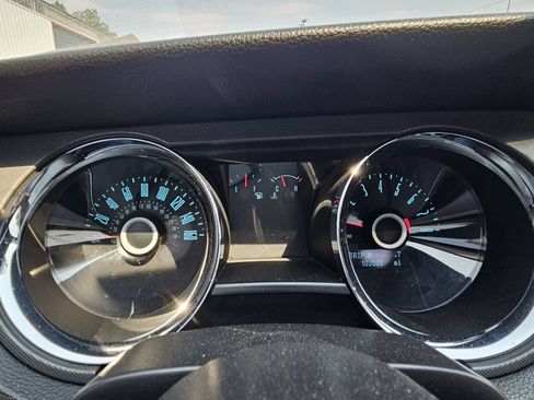 Used 2014 Ford Mustang Coupe RWD image 14